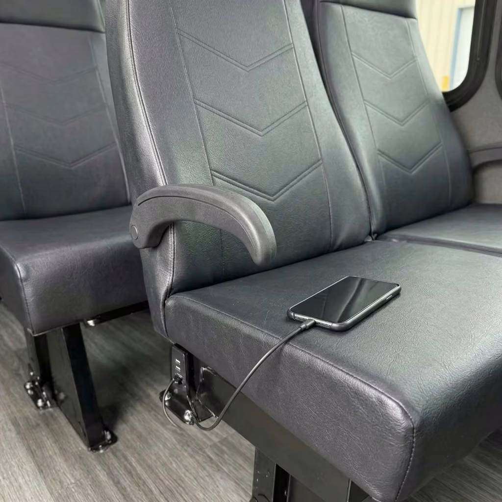 atascadero 15 passenger minibus usb charging
