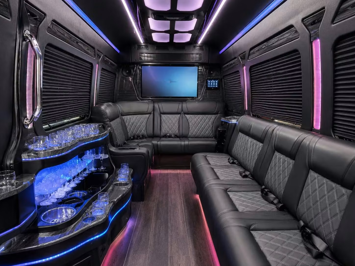 atascadero 15 to 35 passenger minibuses for atascadero fan clubs and alumni groups