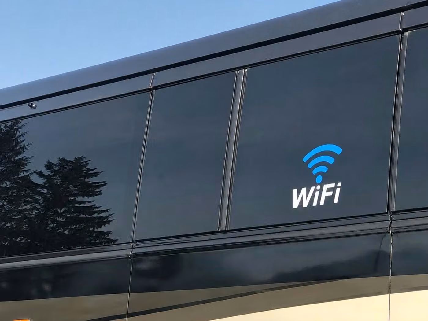 atascadero 20 passenger minibus wifi
