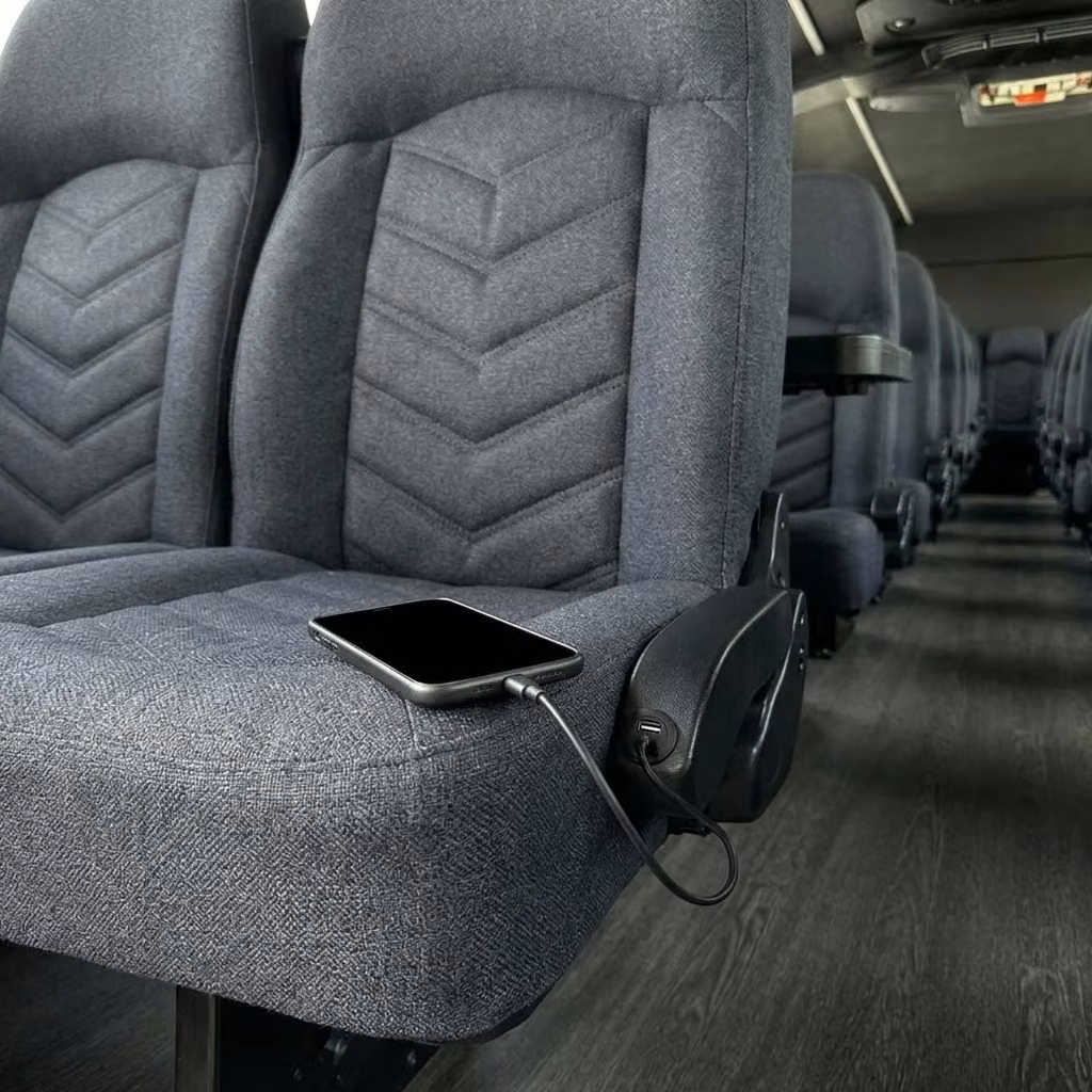 atascadero 25 passenger minibus usb charging