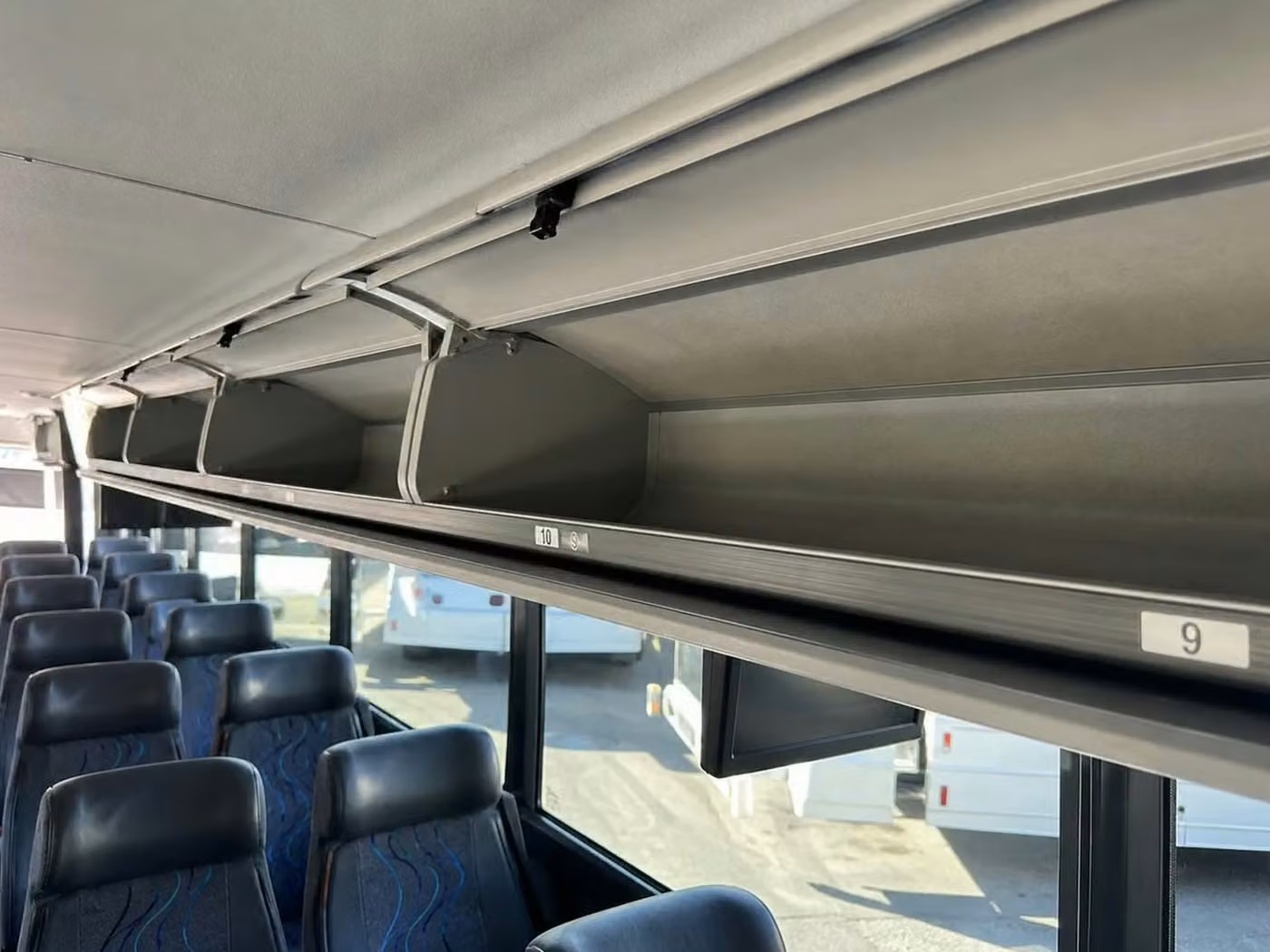 atascadero 28 passenger minibus overhead storage