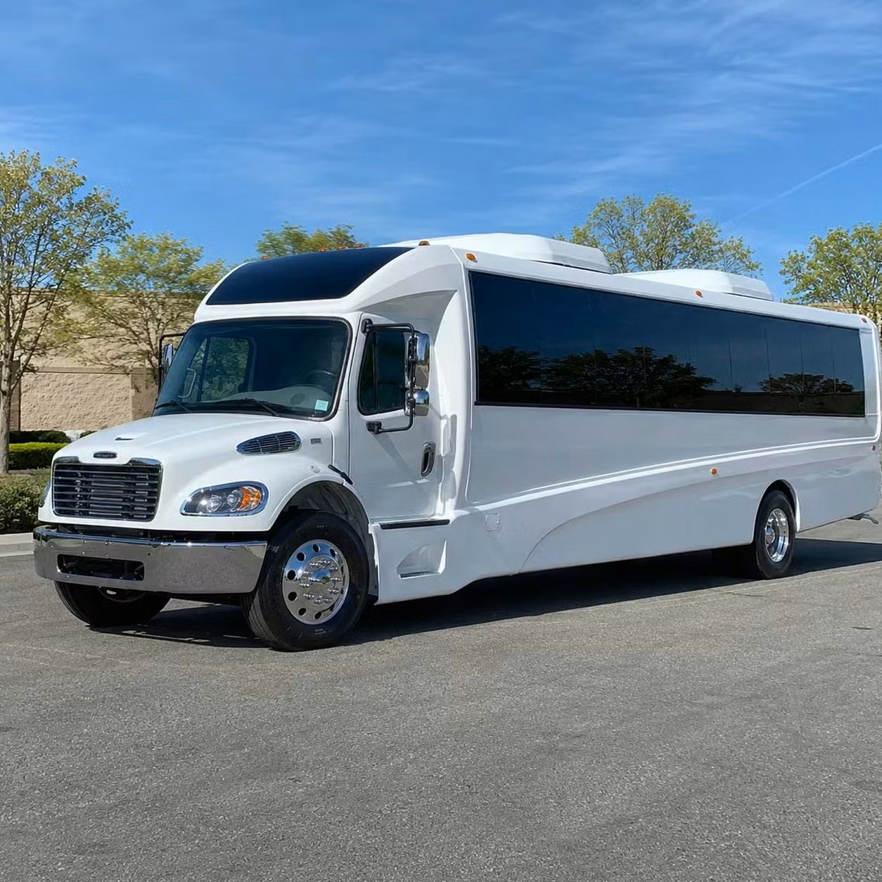 atascadero 28 passenger minibus rental
