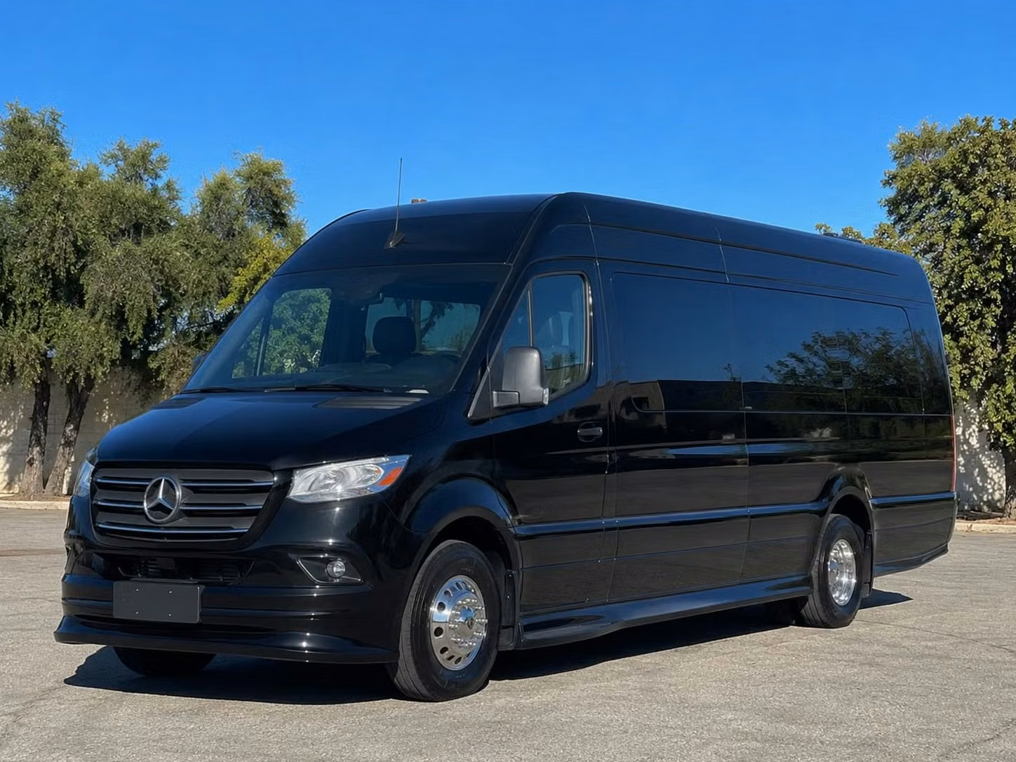 atascadero charter buses minibuses party buses and sprinter vans in atascadero